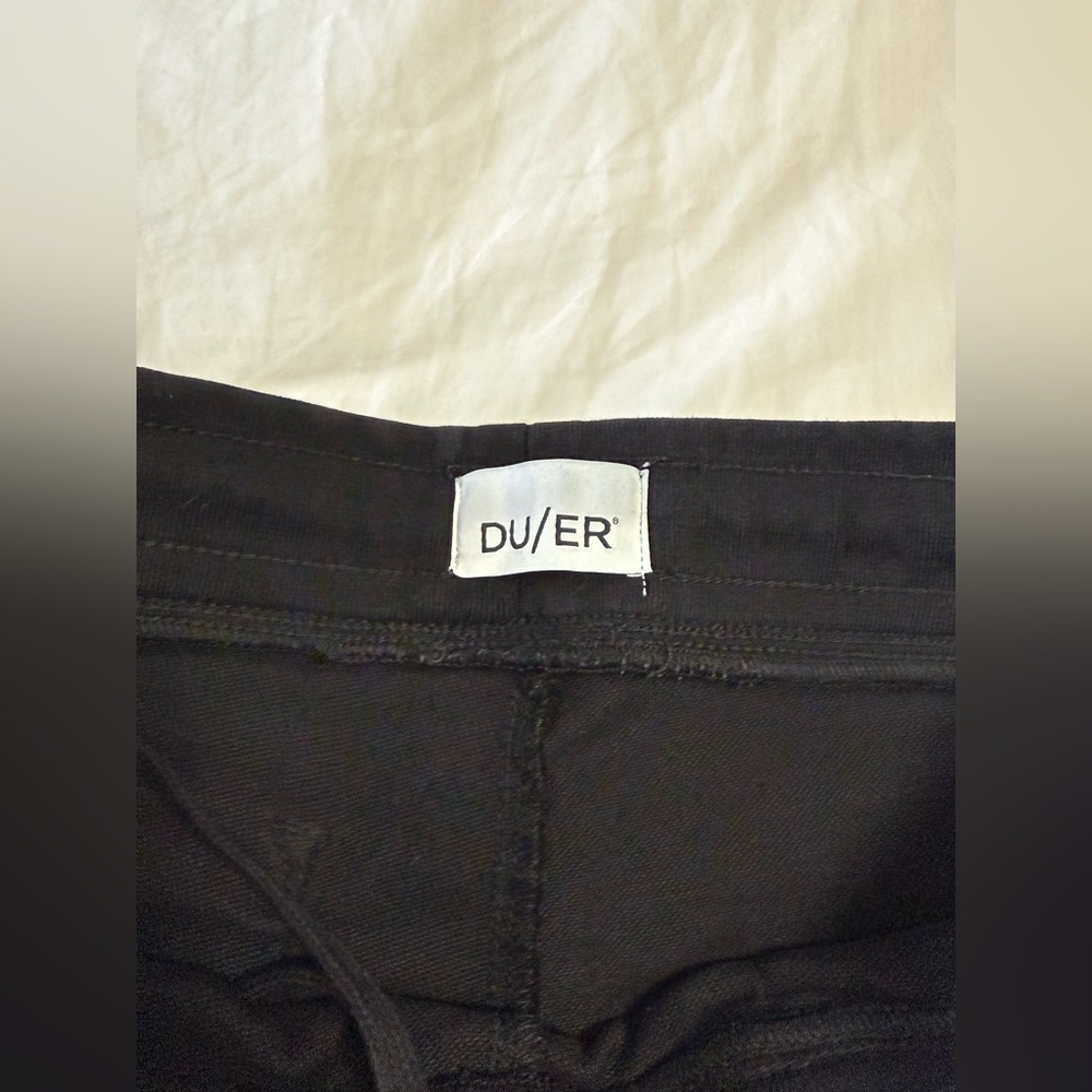 DU/ER | Women’s Medium | Black No Sweat Everyday Stretch Utility Ankle Crop Pant - Picture 3 of 11